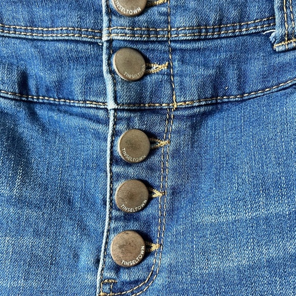 Tinseltown ButtonFly Cuffed Denim Shorts Size 5 Casual Y2K - Picture 4 of 7